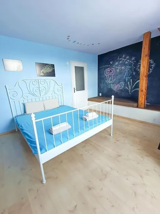 Apartment Near The Parliament Ampio Appartamento Centrale Budapest Hungary