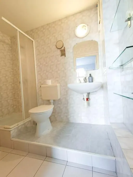 Apartment Near The Parliament Ampio Appartamento Centrale Budapest Hungary